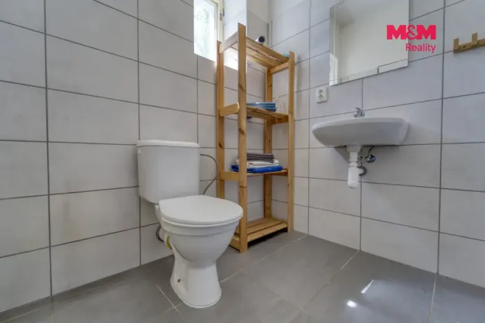 Prodej ubytování, Pňovany, 450 m2