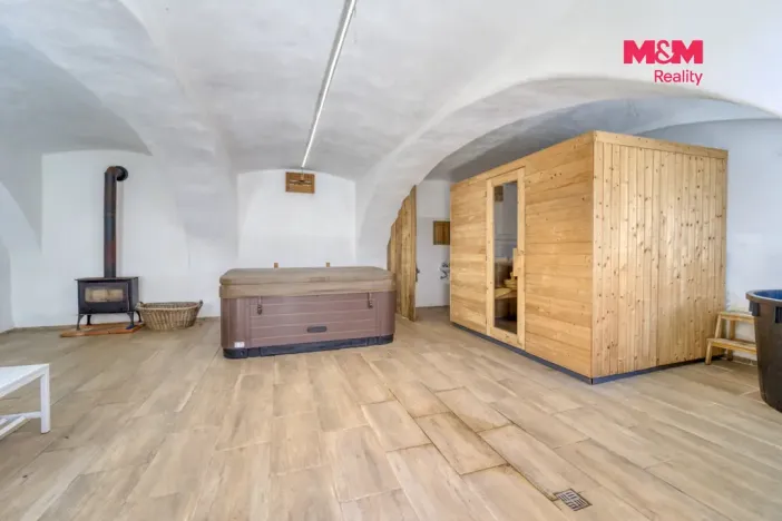 Prodej ubytování, Pňovany, 450 m2