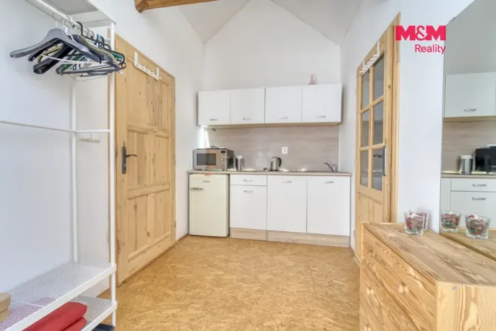 Prodej ubytování, Pňovany, 450 m2