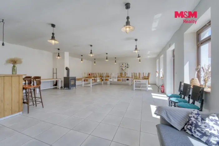 Prodej ubytování, Pňovany, 450 m2