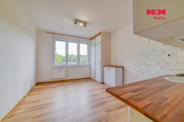 Pronájem bytu 1+1, Karlovy Vary - Rybáře, U Koupaliště, 36 m2