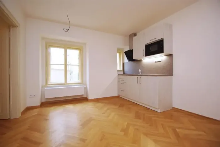 Pronájem bytu 2+kk, Praha - Staré Město, Kozí, 38 m2