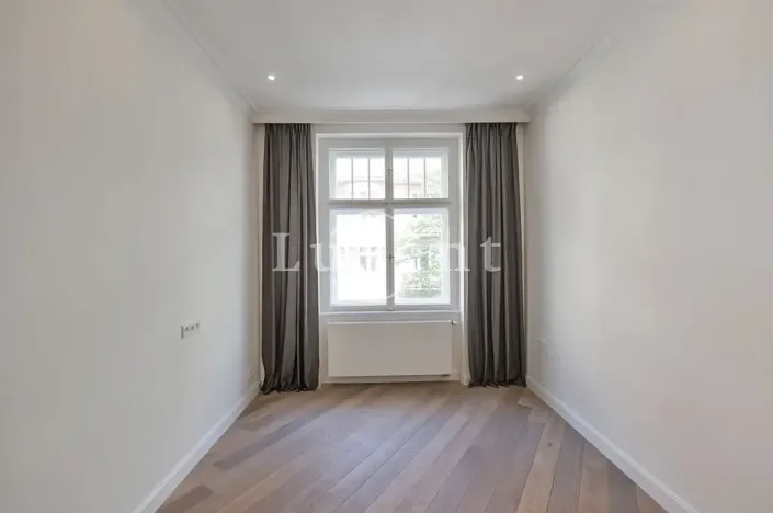 Pronájem bytu 2+kk, Praha - Vinohrady, náměstí Jiřího z Poděbrad, 54 m2