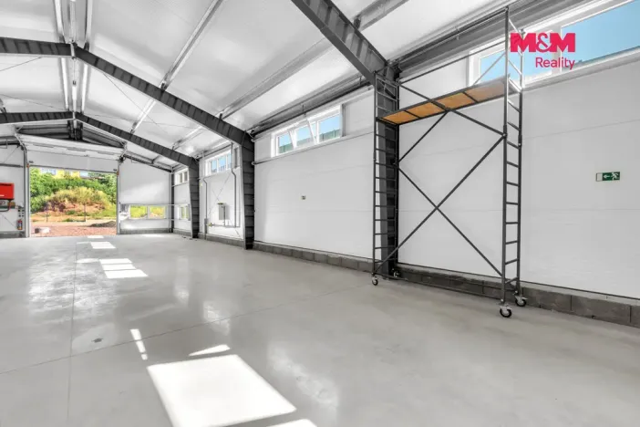 Pronájem výrobních prostor, Nová Paka, Přibyslavská, 450 m2