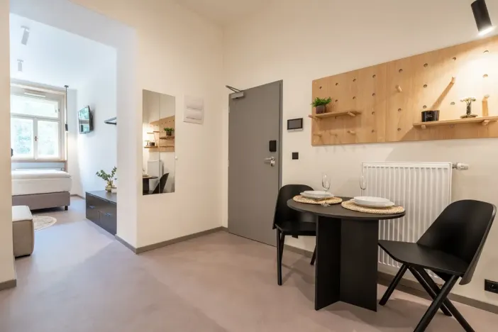 Prodej ubytování, Praha - Karlín, Prvního pluku, 27 m2