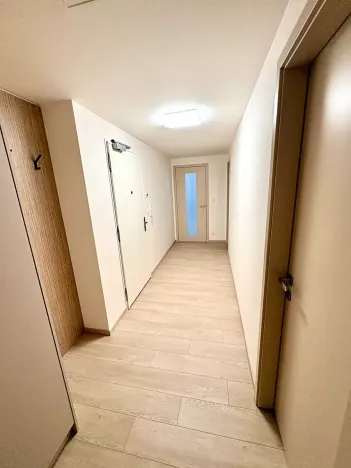 Pronájem bytu 2+kk, Praha - Hloubětín, Poděbradská, 63 m2