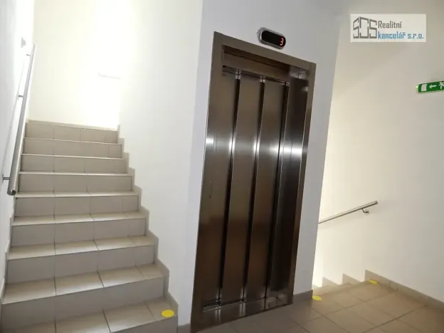 Pronájem kanceláře, Brno, Maříkova, 87 m2