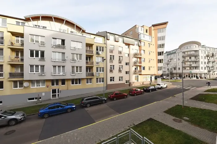 Pronájem bytu 3+kk, Praha - Kunratice, Za valem, 89 m2