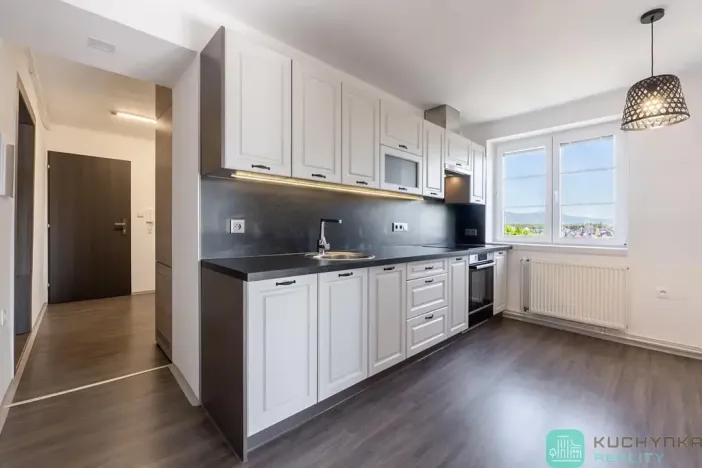 Pronájem bytu 3+1, Teplice, Lužická, 72 m2