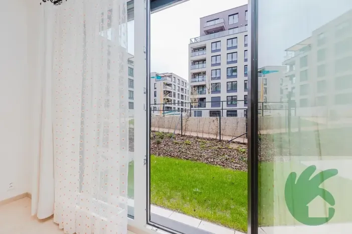 Pronájem bytu 1+kk, Praha - Strašnice, Počernická, 26 m2