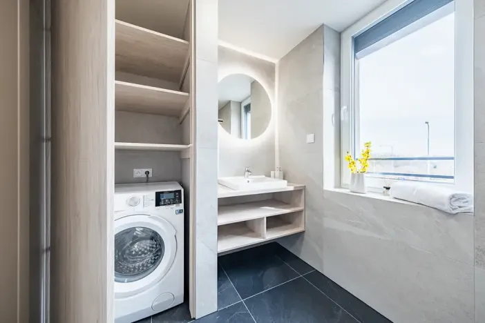 Pronájem bytu 3+kk, Praha, Výstavní, 72 m2