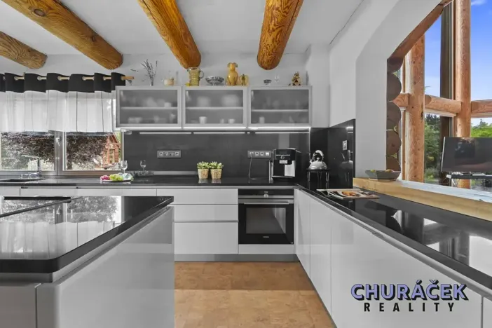 Prodej rodinného domu, Černošice, Foglarova, 400 m2