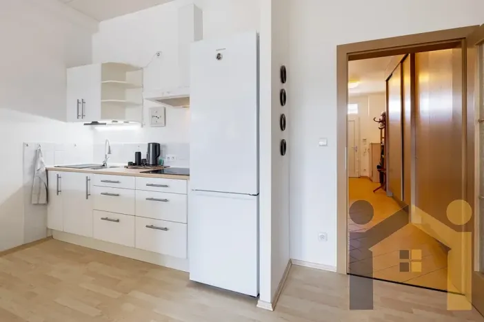 Prodej bytu 2+kk, Praha - Libeň, Českomoravská, 64 m2