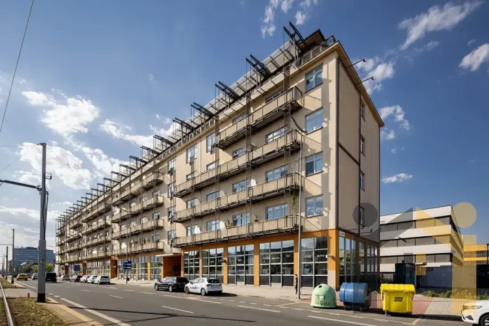 Prodej bytu 2+kk, Praha - Libeň, Českomoravská, 64 m2