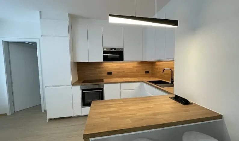 Pronájem bytu 3+kk, Praha - Řeporyje, Haenkeho, 80 m2