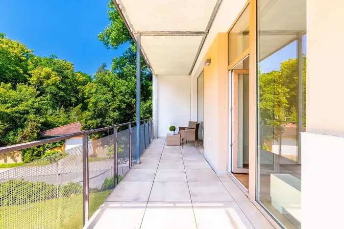 Pronájem bytu 3+kk, Hluboká nad Vltavou, U Parku, 82 m2