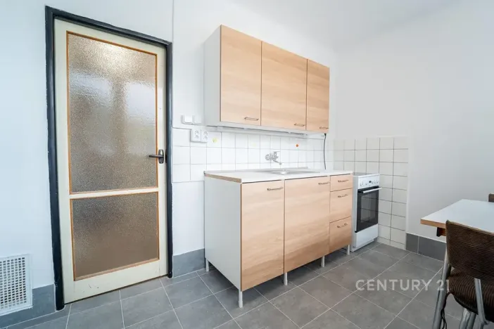 Pronájem bytu 1+1, Kolín, Na Magistrále, 30 m2