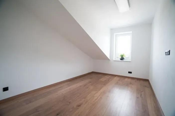 Prodej bytu 3+kk, Včelná, 89 m2