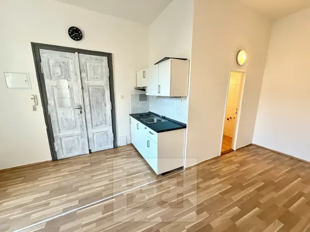 Prodej bytu 1+kk, Štětí, Krátká, 24 m2