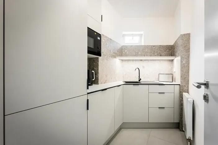 Pronájem kanceláře, Praha - Strašnice, Třebohostická, 40 m2