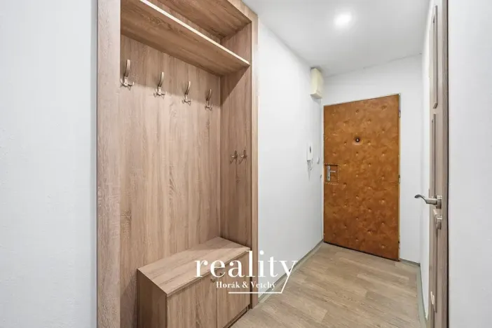 Pronájem bytu 1+1, Znojmo, Čermákova, 37 m2