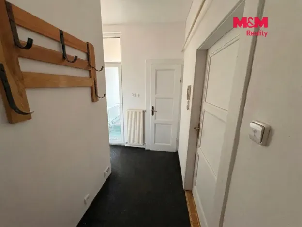 Pronájem bytu 2+kk, Olomouc, Šmeralova, 43 m2
