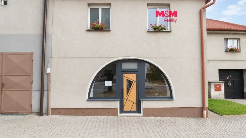 Pronájem komerční nemovitosti, Hranice - Hranice IV-Drahotuše, 29 m2