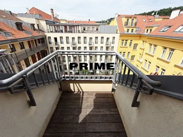 Pronájem bytu 4+1, Praha - Smíchov, Štefánikova, 147 m2
