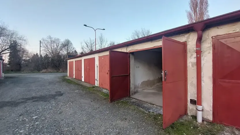 Prodej garáže, Poděbrady, Jungmannova, 17 m2