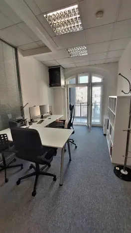 Pronájem kanceláře, Praha - Vinohrady, Uruguayská, 234 m2