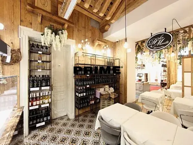Pronájem restaurace, Praha - Vinohrady, Italská, 225 m2