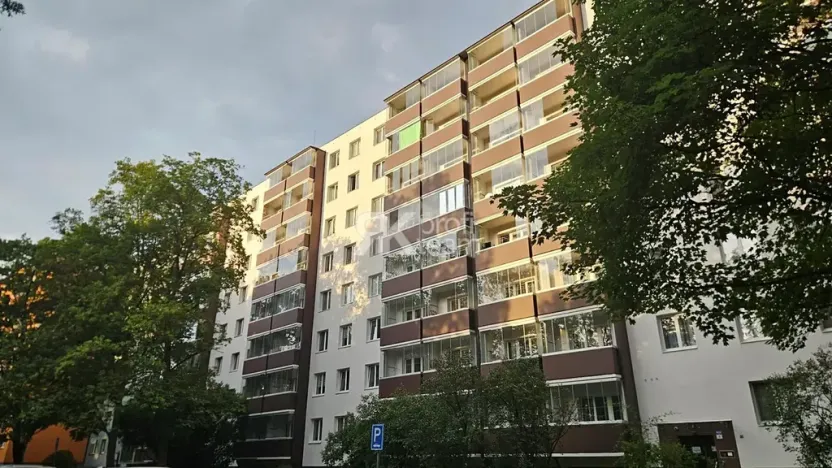 Prodej bytu 3+1, Ostrava, Aleše Hrdličky, 68 m2