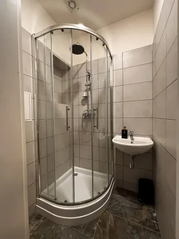 Pronájem kanceláře, Praha - Malá Strana, Říční, 78 m2