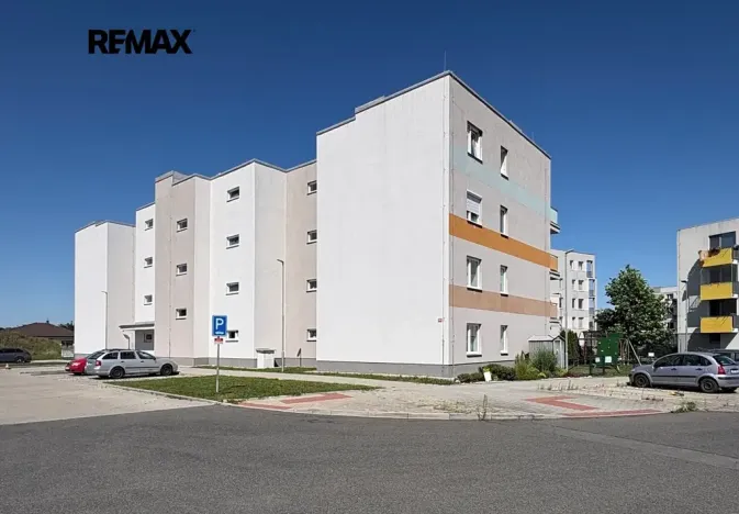 Pronájem bytu 3+kk, Velký Osek, U hřiště, 75 m2