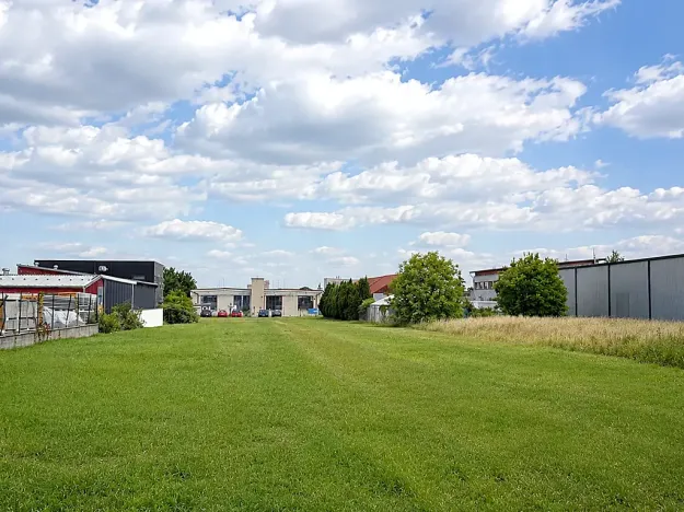 Prodej komerčního pozemku, Šlapanice, 3266 m2