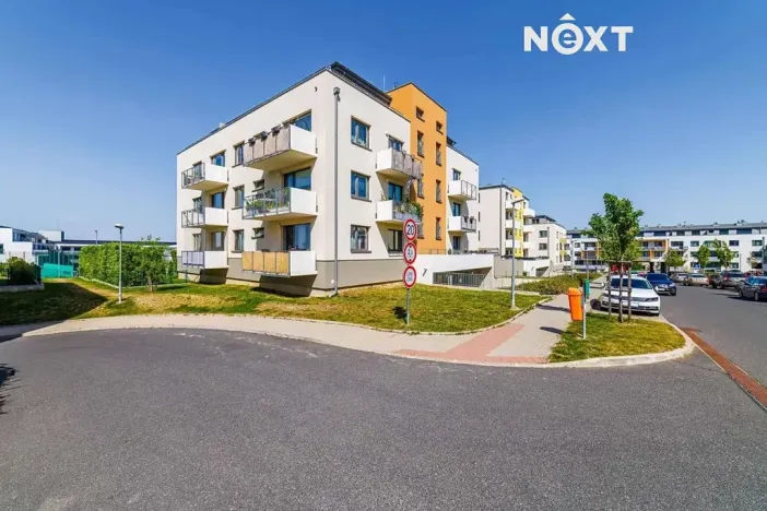 Pronájem bytu 2+kk, Horoměřice, T. G. Masaryka, 55 m2