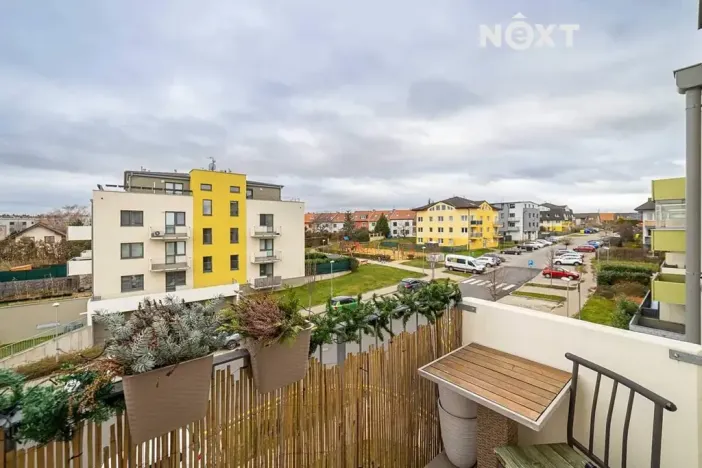 Pronájem bytu 2+kk, Horoměřice, T. G. Masaryka, 55 m2