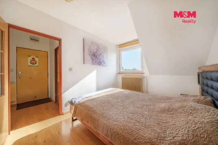 Prodej bytu 2+kk, Karlovy Vary - Stará Role, Jabloňová, 50 m2