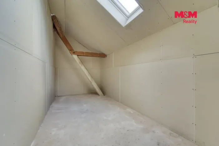Prodej rodinného domu, Kamenný Újezd, 252 m2