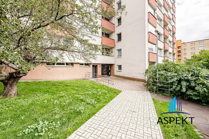 Pronájem bytu 1+kk, Praha - Vokovice, Evropská, 24 m2