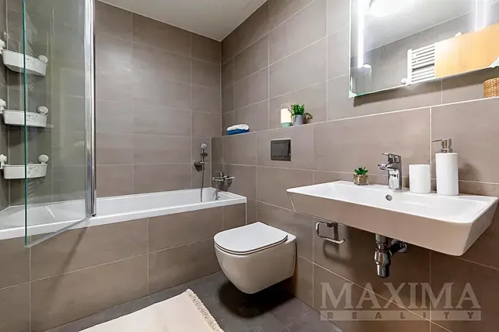 Prodej bytu 2+kk, Praha - Holešovice, Argentinská, 79 m2
