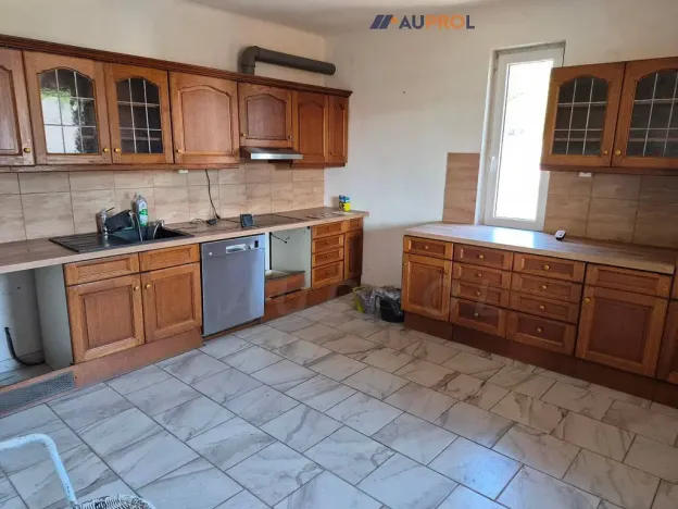 Prodej rodinného domu, Mladý Smolivec - Dožice, 290 m2