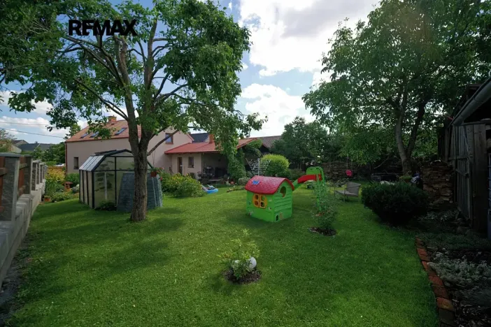 Prodej rodinného domu, Bezvěrov, 122 m2