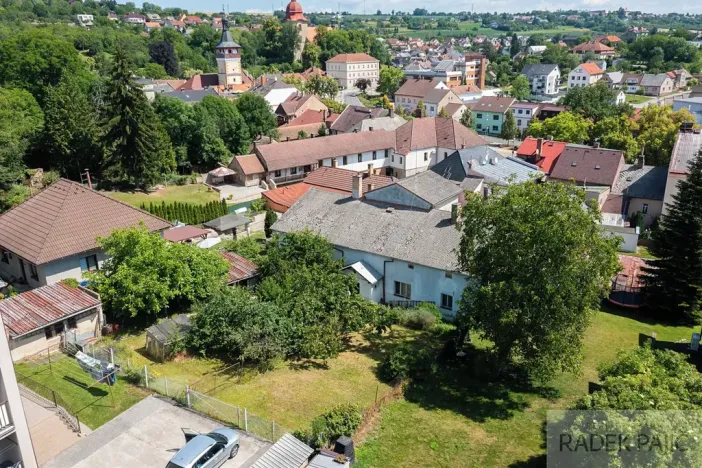 Prodej rodinného domu, Dobrovice, Palackého náměstí, 218 m2