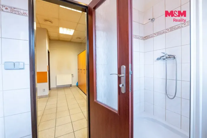 Prodej výrobních prostor, Slavičín, 714 m2