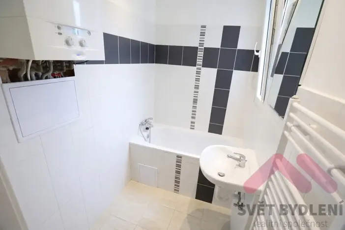 Pronájem bytu 2+kk, Praha - Libeň, Kovářská, 47 m2