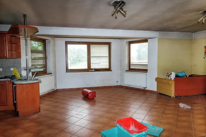 Dražba rodinného domu, Cvrčovice, Lesní, 206 m2