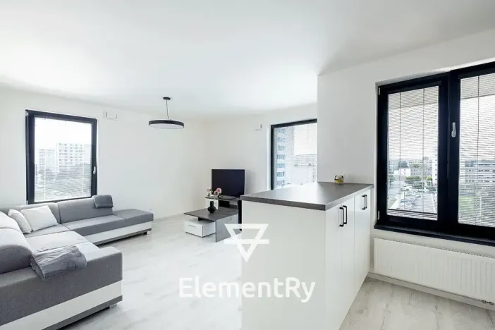 Pronájem bytu 2+kk, Hradec Králové, Kubelíkova, 60 m2