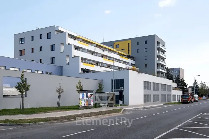 Pronájem bytu 2+kk, Hradec Králové, Kubelíkova, 60 m2