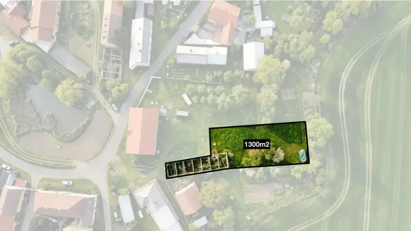 Prodej pozemku, Chorušice, 1300 m2